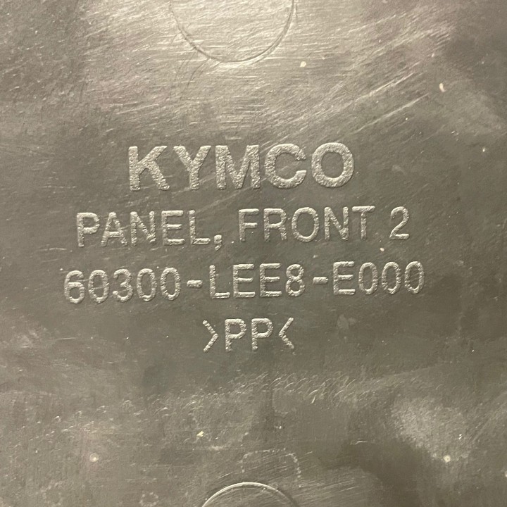 HABILLAGE TABLEAU DE BORD SUPERIEUR SSV 500 UXV KYMCO (NOIR BRUT)