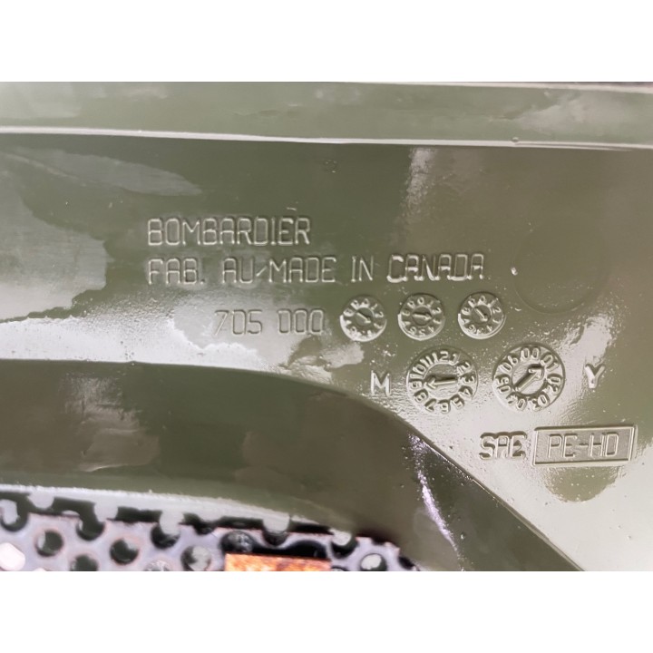 Panneau supérieur gauche quad  Quest  500/650. can-am/bombardier (vert)