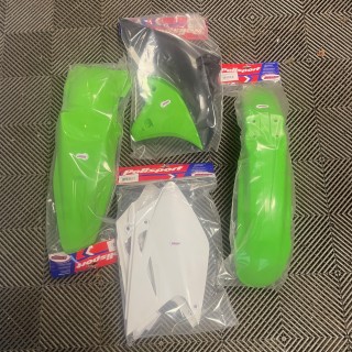 kit plastique moto 450 rmz suzuki (05/06)
