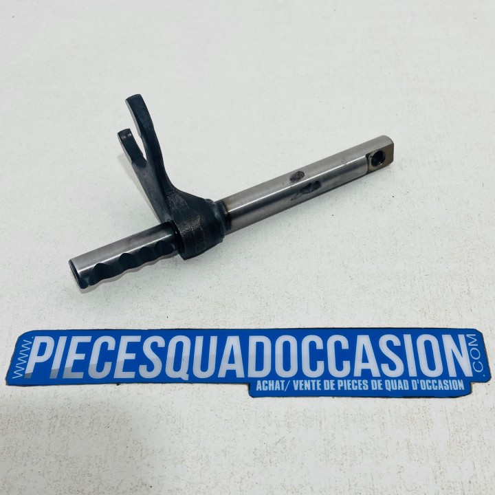 axe  + fourchette de sélection de boite quad 700 kfx kawasaki