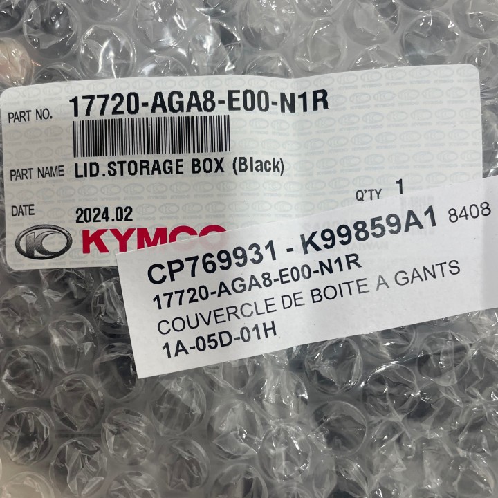 couvercle de boite a gant quad 550 mxu kymco (noir)