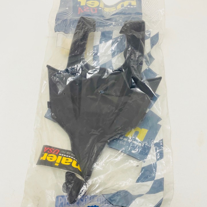 face avant quad 250 raptor yamaha (noir)