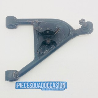 TRIANGLE INFÉRIEUR DROIT QUAD 250 OZARK SUZUKI