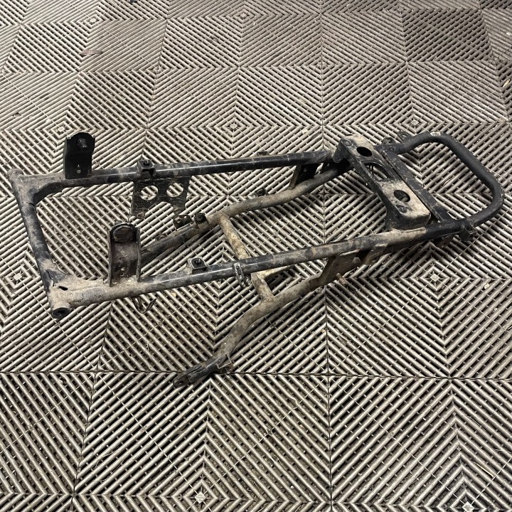 boucle arrière quad 250 kir et 250/300 maxxer kymco