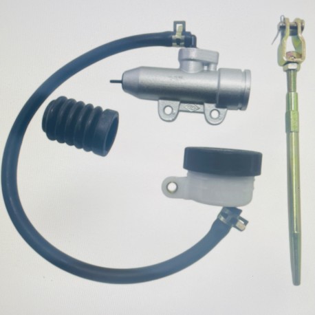 maitre cylindre de frein arrière quad 500 cf moto et 520 goes