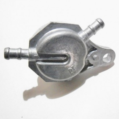 robinet d'essence quad 500 cf moto et 520 goes