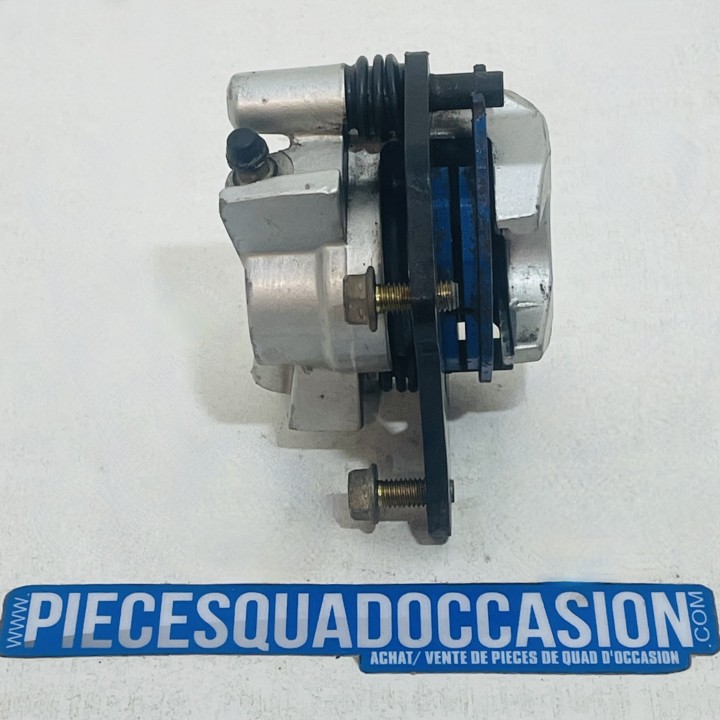 ETRIER AVANT DROIT QUAD 250 ET 300 KXR/MAXXER /MXU KYMCO