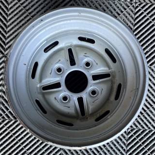 JANTE ARRIÈRE ACIER QUAD YAMAHA (12X7,5) GRIS ALU