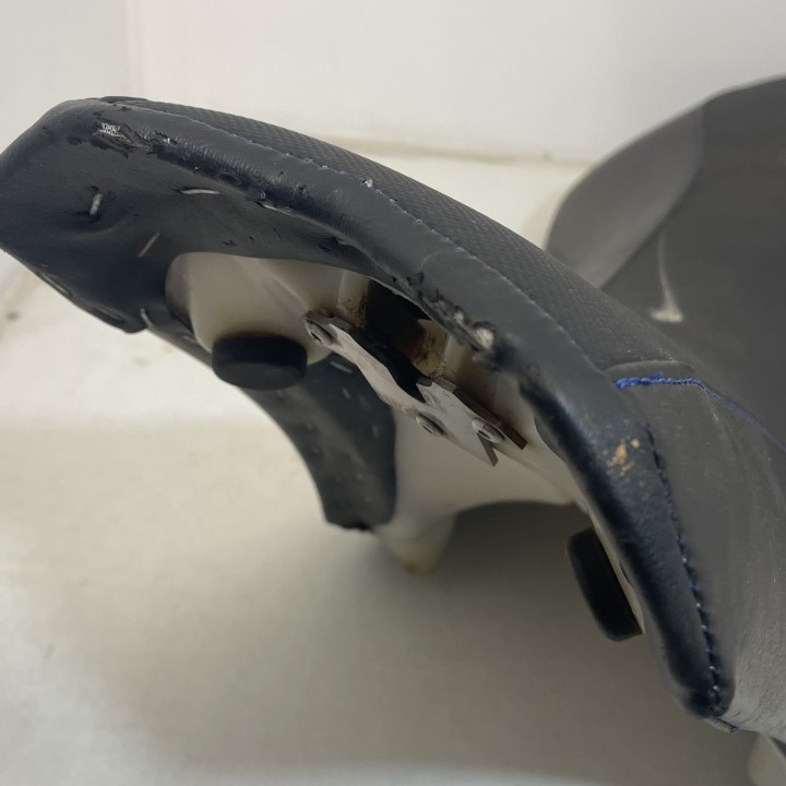 SELLE QUAD 450/500/525 OUTLAW POLARIS (NOIR/BLEU)