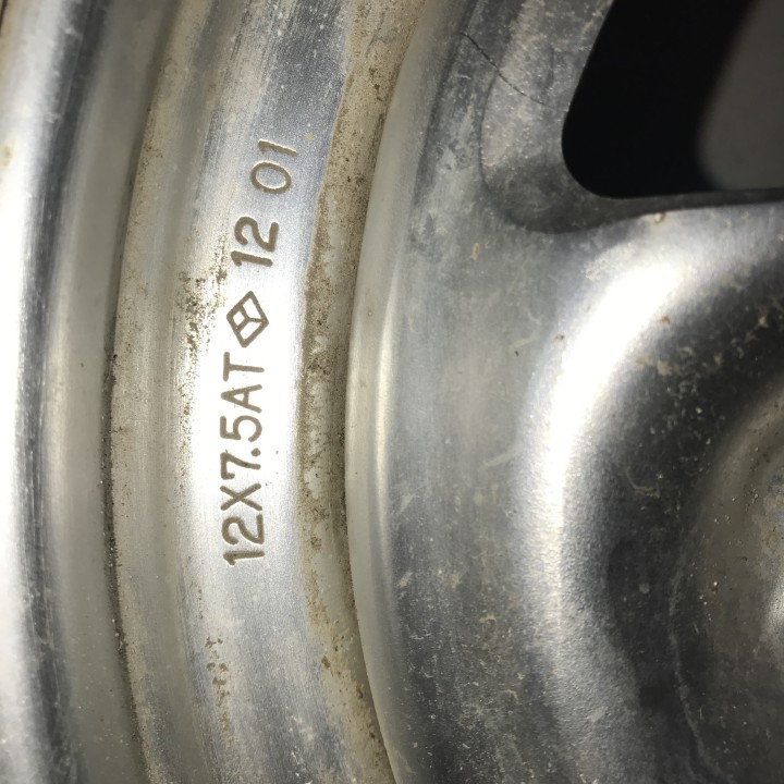 jante arriére quad 660 grizzly yamaha