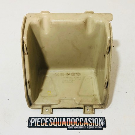 cache batterie quad 300 mxu kymco (sable)