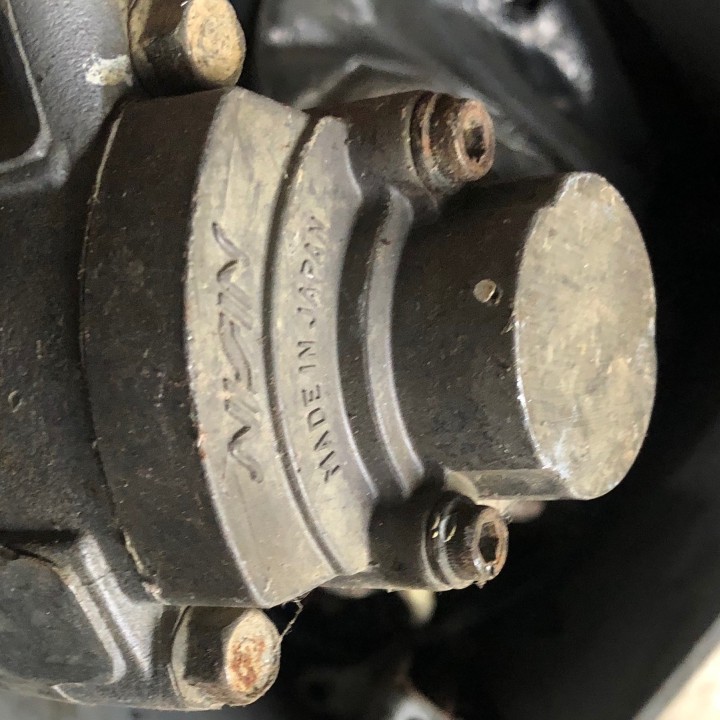 cache étrier arriere quad 200 blaster yamaha (modéle a cable)