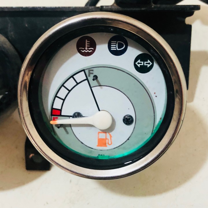 compteur+jauge a essence quad 200 trackrunner sym