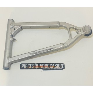 TRIANGLE SUPERIEUR DROIT QUAD 450 YFZ OU 700 RAPTOR  (GRIS)