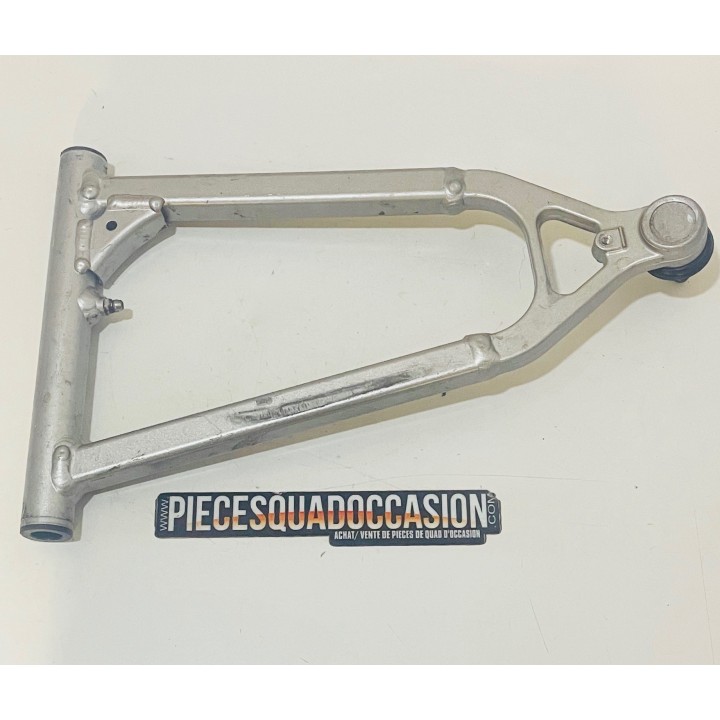 TRIANGLE SUPERIEUR DROIT QUAD 450 YFZ OU 700 RAPTOR  (GRIS)