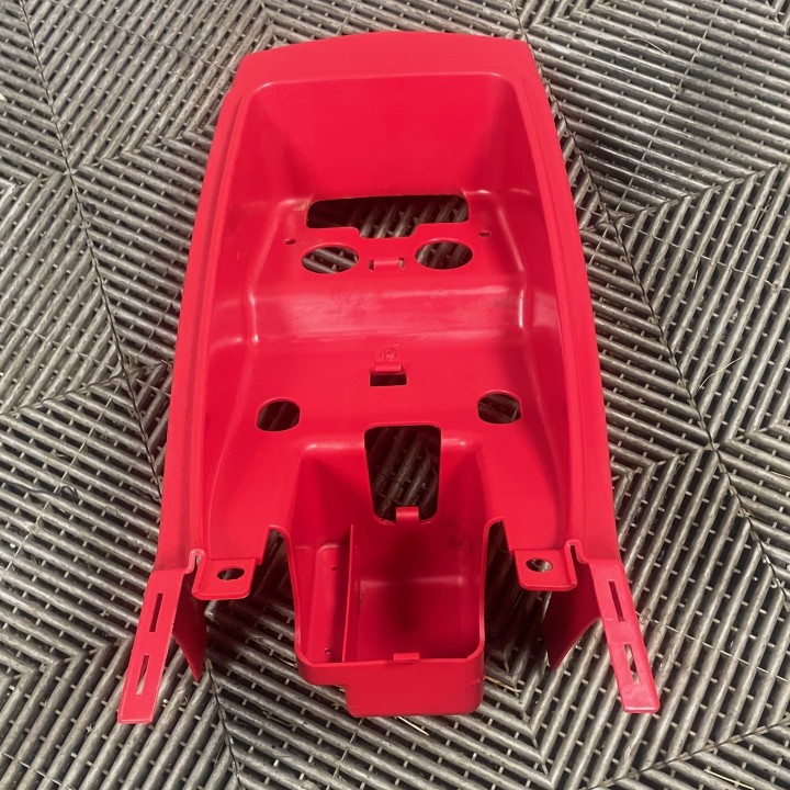 coque arriere quad 50 viper e-ton (rouge)